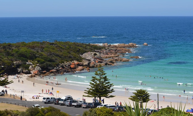 Boat Harbour Beach Apartment | Beachfront Seascape Beach House: Pet-Friendly Getaway