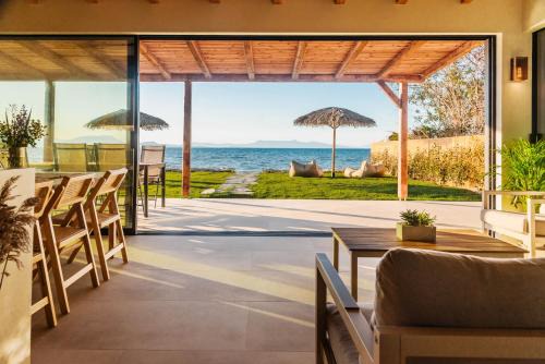 Molos Villa | Seascape House Corfu