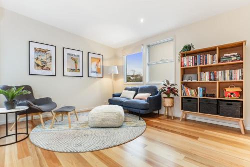 Inverloch House | Seascape: Inverloch Retreat with Hot Tub & 9.4/10 Ratings