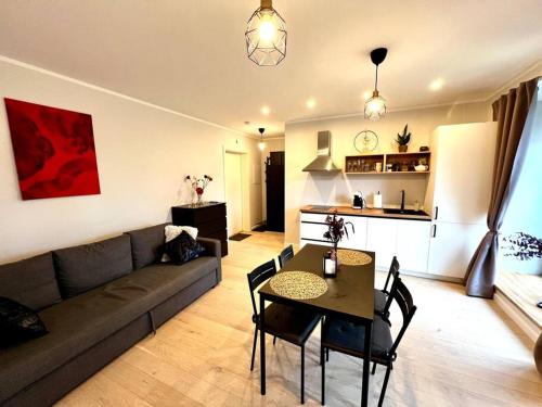 Engure Apartment | Beautiful Seashell Albatross Boutique Apartment with Ocean View
