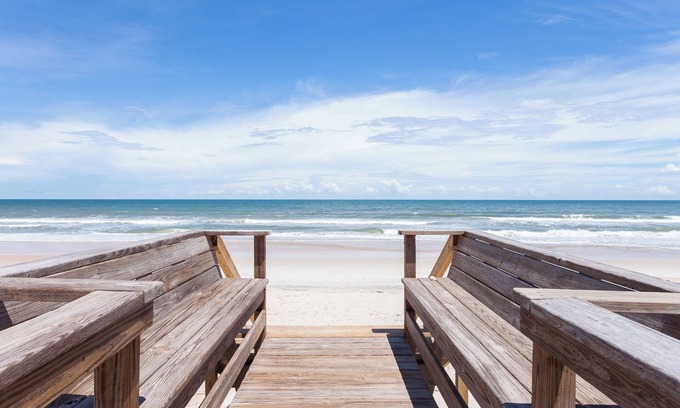 South Ponte Vedra Beach Cottage | Seashell: Oceanfront Retreat with Spa and Family Amenities