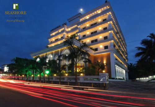 Kodungallur Hotel | Inviting Seashore Residency with Family-Friendly Amenities