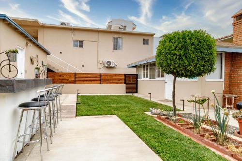 Ensenada Apartment | Idyllic Seaside Adventure Lodging with Oceanfront Views