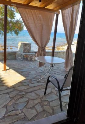 Agios Nikolaos Apartment | Cozy Seaside Apartment - Pet and Child Friendly Retreat
