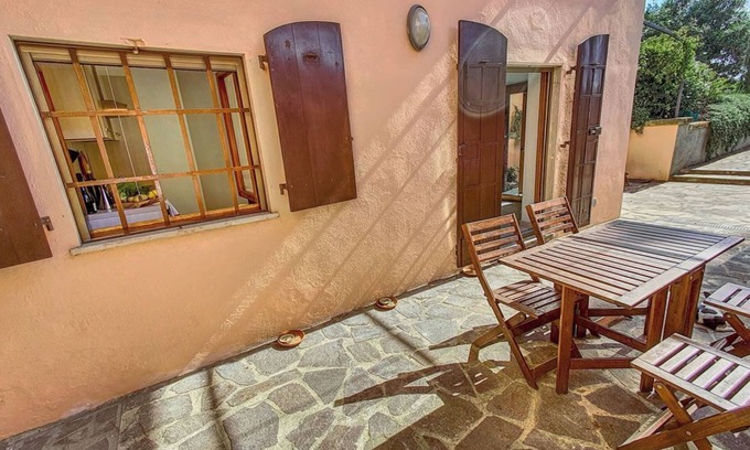 Fonte Blanda Apartment | Inviting Seaside Apartment with Pool in Bengodi