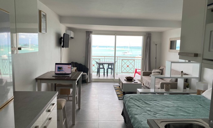 Marigot Apartment | Seaside apartment