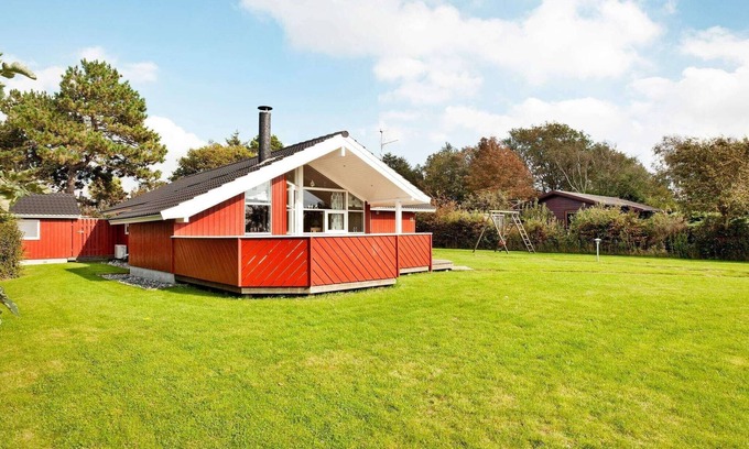 Store Kongsmark House | Ideal Holiday Home for 6 in Slagelse with Oceanfront Views