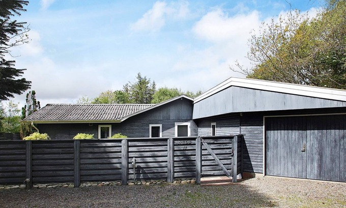 Spøttrup House | Family-Friendly 7-Person Holiday Home in Spøttrup