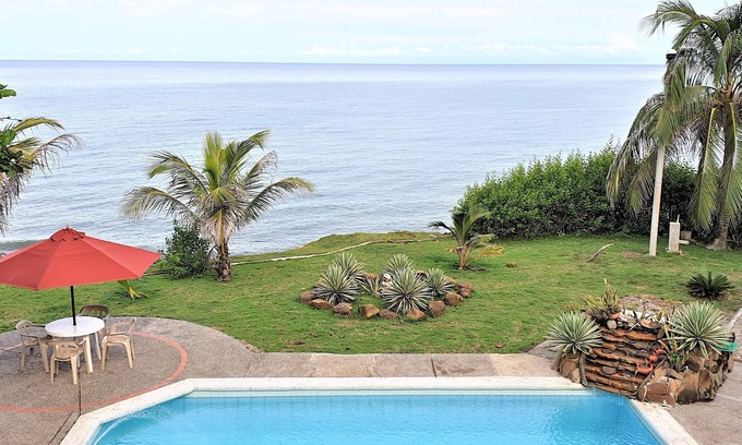 Puerto Escondido House | Seaside Cottage with Pool and Private Beach Getaway