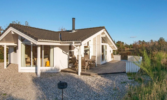 Knebel House | Inviting 6-Person Holiday Home in Knebel with Great Amenities