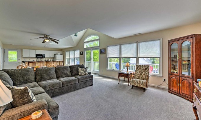 West Cape May Apartment | Relaxing Seaside Escape Steps from Cape May Public Beach