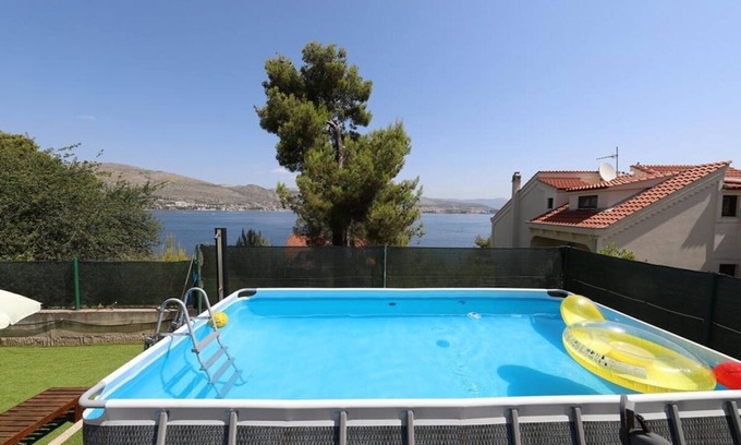 Okrug Donji House | Family-Friendly Seaside House with Pool in Okrug Donji