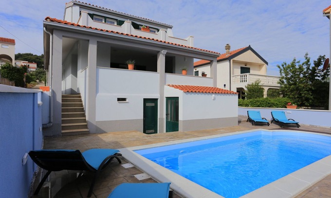 Slatine House | Family-Friendly Seaside Retreat with Pool in Slatine