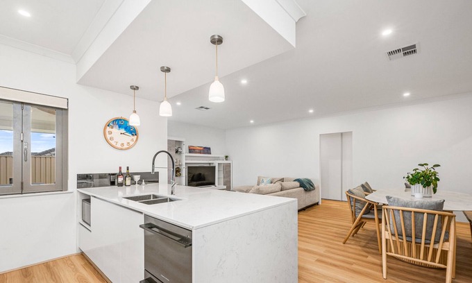 Two Rocks House | Seaside Holiday Haven at Two Rocks-Marina, Golf