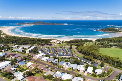 Fingal Bay Resort | Ocean View Haven at Seaside Holiday Resort - Rated 9/10!