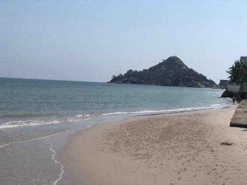 Khao Takiab House | Cozy Seaside Home Khao Takiab with Breakfast Included