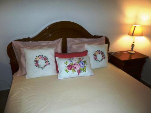 Gefira Mpania House | Family-Friendly Seaside Residence in Nafpaktos, Rated 9/10