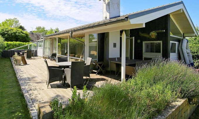 Havnsø House | Family-Friendly Holiday Home Føllenslev V with Kitchen Amenities