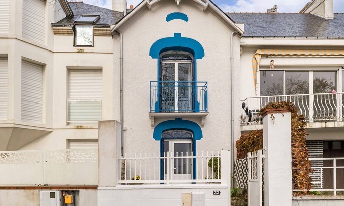 Saint-Nazaire Cottage | Oceanview Gite Saint-Nazaire: Perfect for 4 Guests