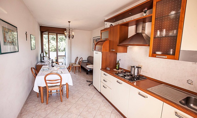 Rosolina Mare Apartment | Seaside Serenity Flat with Pool & Spa Amenities