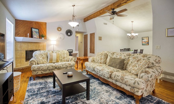 Flour Bluff House | Relax at Seaside Serenity House in Corpus Christi
