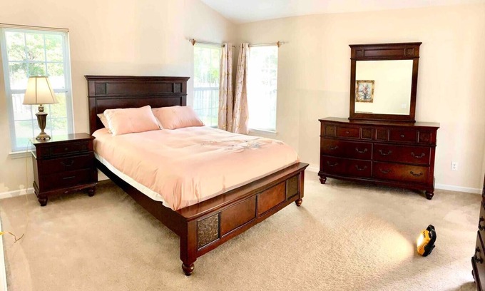 Myrtle Grove House | Seaside Serenity: A Guest-Rated 10/10 Retreat Awaits!