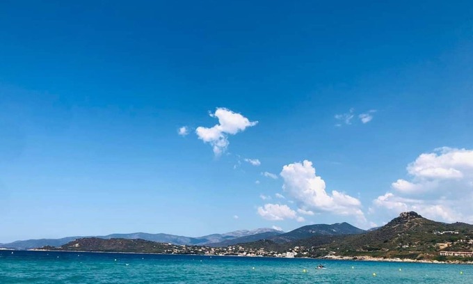 Calcatoggio Apartment | Ocean View Seaside Studio - Family-Friendly Retreat