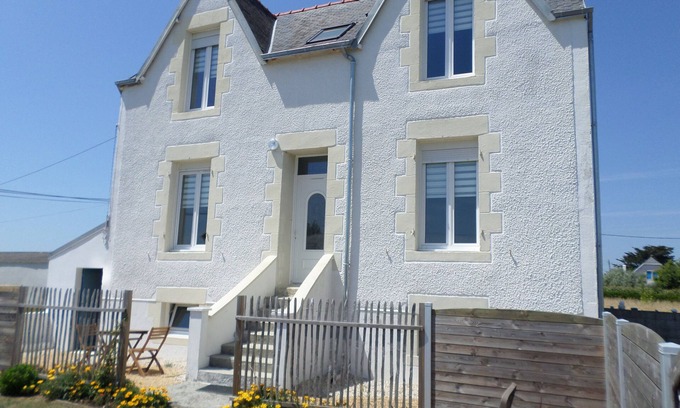 Loctudy House | Inviting Seaside Vacation Home with Pool & Child-Friendly Amenities