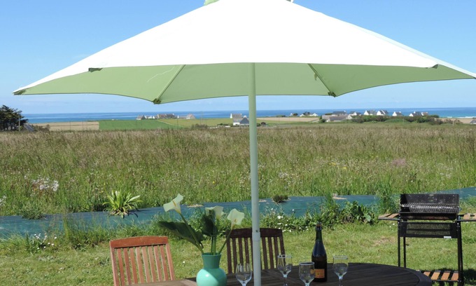 Plovan Villa | Beachfront Seaside Villa with Pool and Pet-Friendly Access