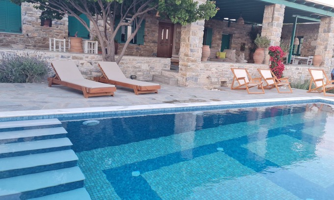 Paros Villa | Explore Seaside Villa Glyfa: Ocean Views & Private Pool