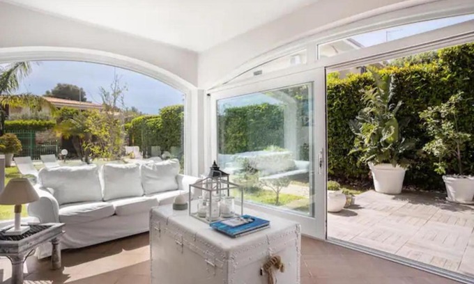 Carini Villa | Seaside Villa: Pet-Friendly Retreat with Top Guest Ratings
