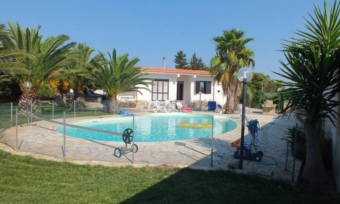 Porto Cesareo House | Oceanfront Villa with Pool and Garden - Guest Rated 9.8/10