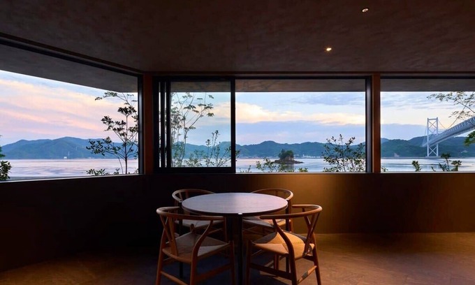 Enoura Villa | Seaside Villa SEEN: Family-Friendly Retreat by the Shore