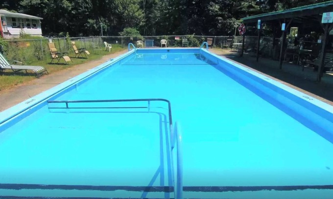 Hopewell Junction House | Cozy Bungalow in the Heart of Hudson Valley with Pool