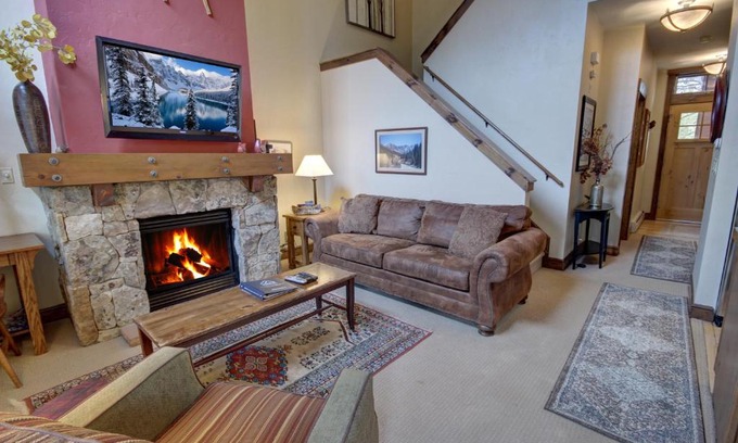 Lakeside Village House | Experience Seasons 1860: Family-Friendly with a Hot Tub