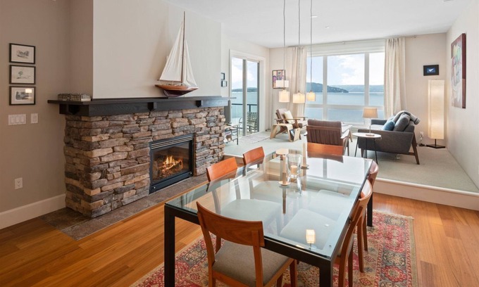 Sandpoint Condo | Experience Waterfront Bliss with Spa & Heated Pool Views