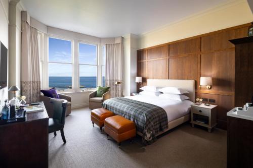 St. Andrews Hotel | Scores Hotel: Oceanfront Bliss with Pet-Friendly Comfort