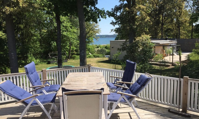 Gustavsvik House | Seaview Retreat: 9/10 Rated by Guests & Oceanfront Bliss