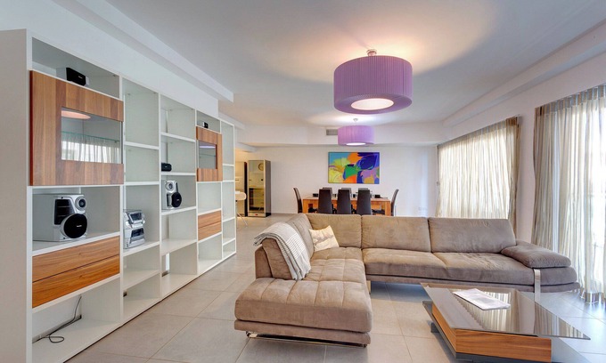 Sliema Apartment | Seaview Apartment in Fort Cambridge, Sliema - 10/10 Rated Stay