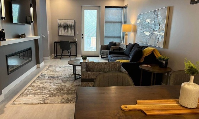 Regional District of Nanaimo House | Seaview end unit 2 bedroom