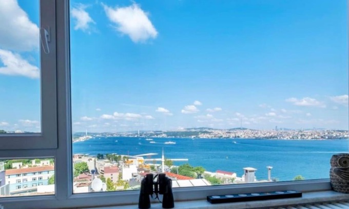 Kabatas Apartment | Elegant Seaview Grand - Explore the Bosphorus Experience