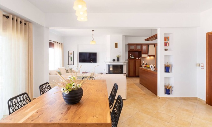 Sitia House | Oceanfront Duplex with Private Views and Family Amenities