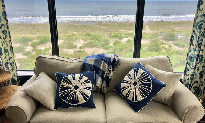 Amelia City Condo | Seaview Oasis: Beachfront Bliss with Resort Amenities