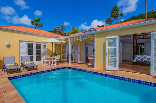 Slob Villa | Oceanfront Seaview Palms Villa - Rated 9.5/10 on St Croix
