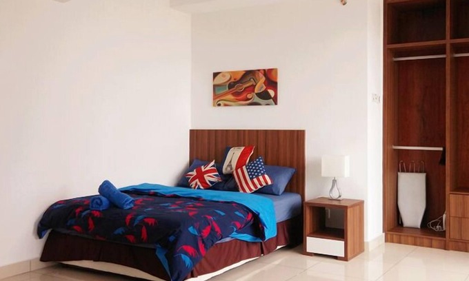 Downtown George Town Apartment | Oceanfront Seaview Studio Suite in Gurney, Penang