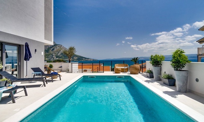 Duce Villa | Seaview Villa Mila: Private Heated Pool & Spa, 10/10 Rated