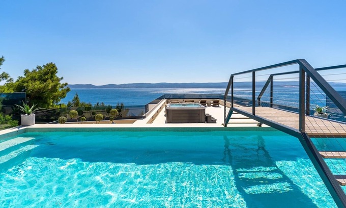 Pisak Villa | Unforgettable Seaview Villa Blue Lagoon with Private Pool