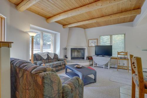 Amalia House | Rustic Amalia Retreat: Cozy Fireplace & Grill Await You!
