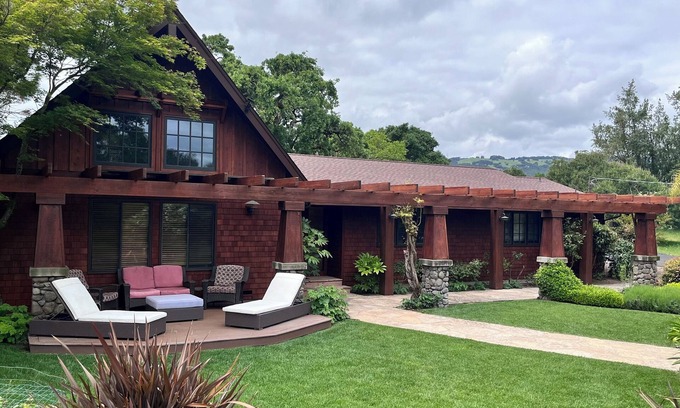 Sonoma House | Exquisite Arts and Crafts Family Estate with Private Pool
