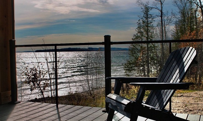 Suttons Bay Cottage | Serene Bayfront Cottage with Breathtaking Ocean Views